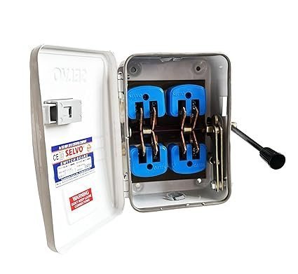 SELVO 32 Amps 240 Volts Offload Double Pole Changeover Switch